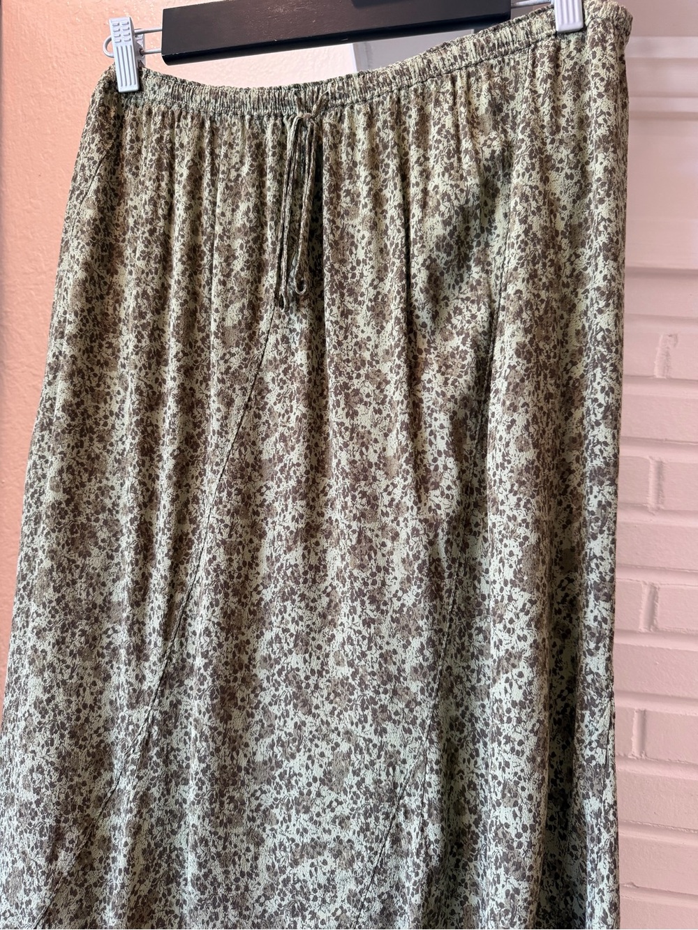 Treasure & Bond Olive Green Floral Maxi Skirt Casual Feminine Size XL - Picture 2 of 6